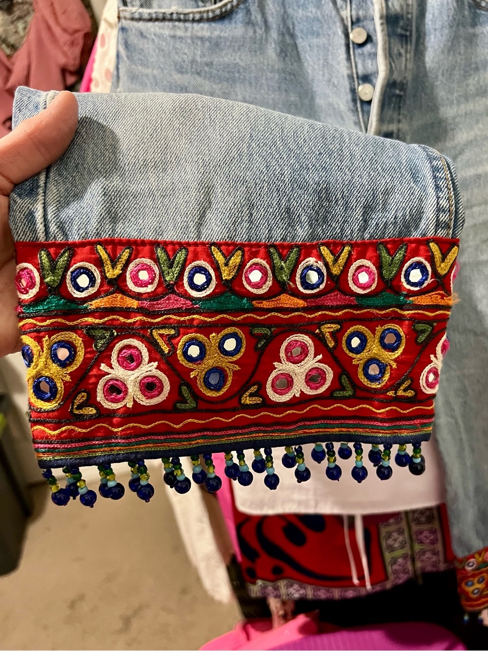 Vintage Buzz 18 Embellished Cropped 501 Levi’s Tribal Boho Style - Picture 9 of 16